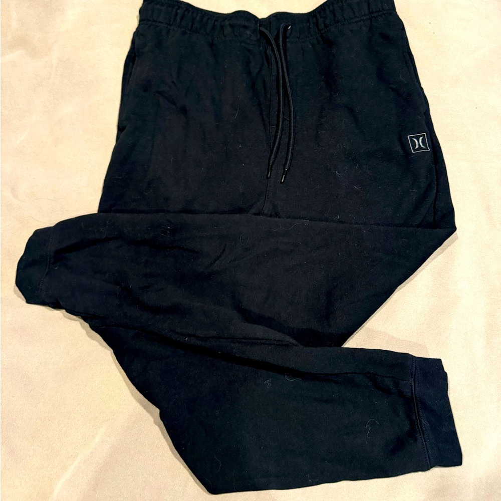 Men’s M black Hurley joggers. Barely worn excellent condition non-smoking home.